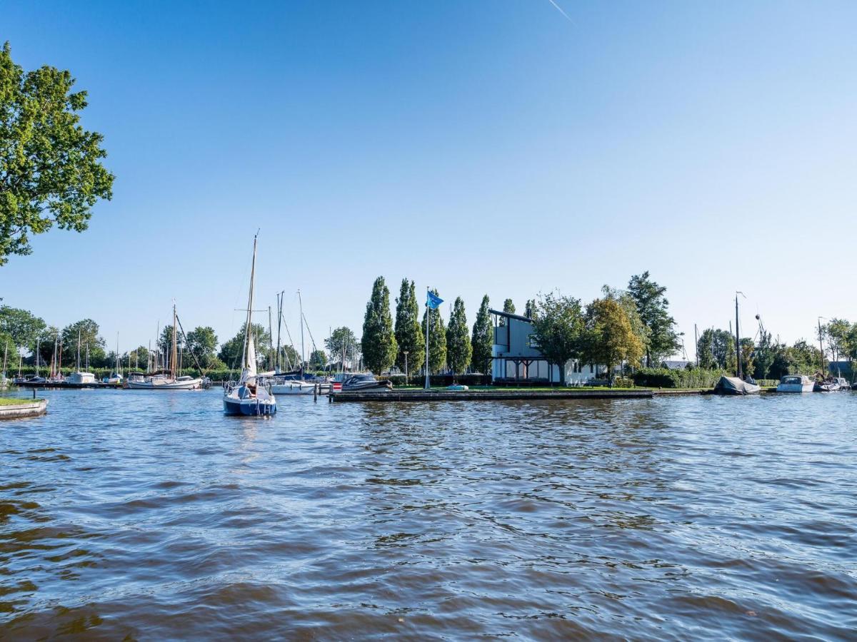 Luxurious Detached Water Villa With Jetty Balk Kültér fotó