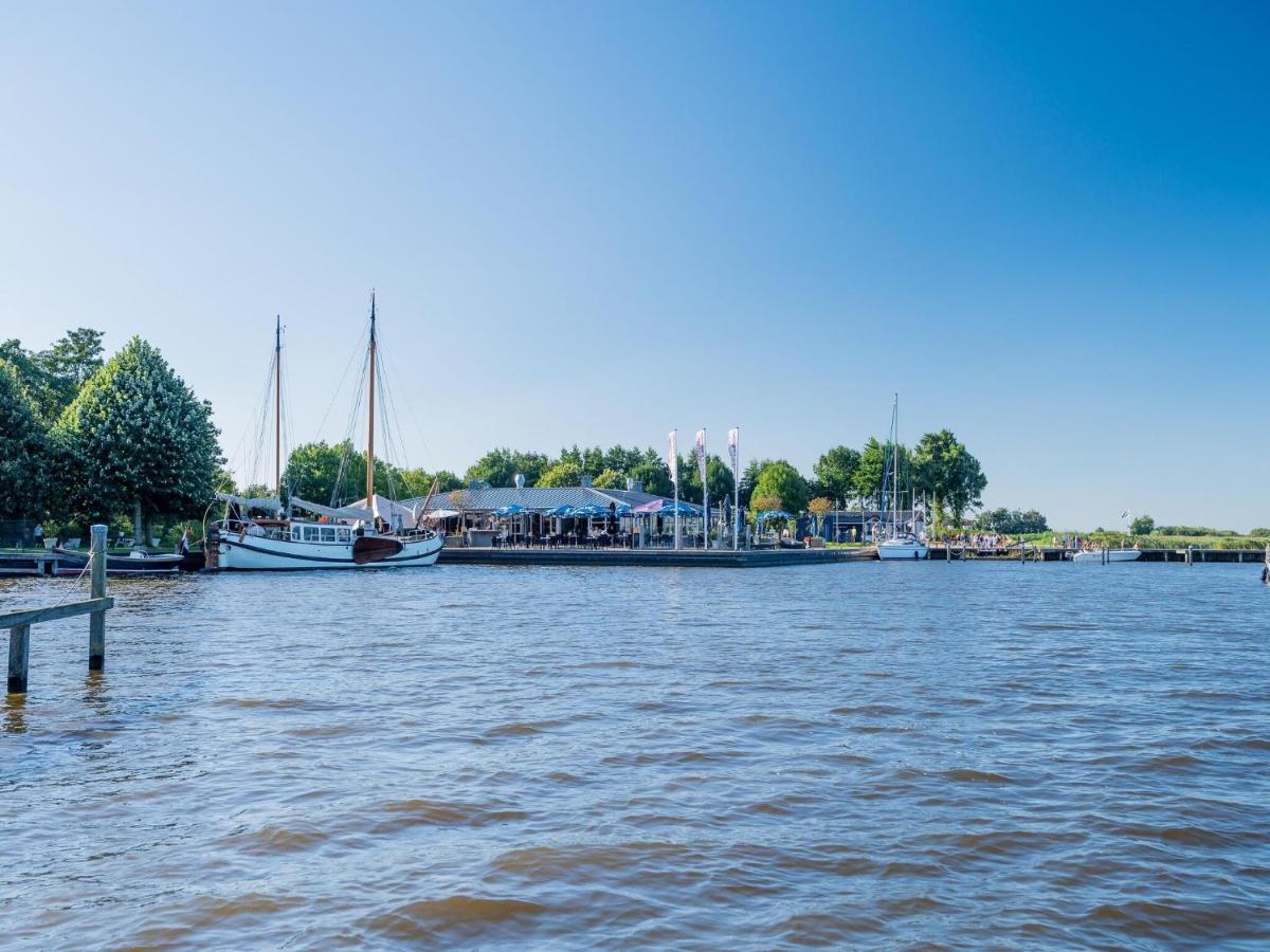 Luxurious Detached Water Villa With Jetty Balk Kültér fotó