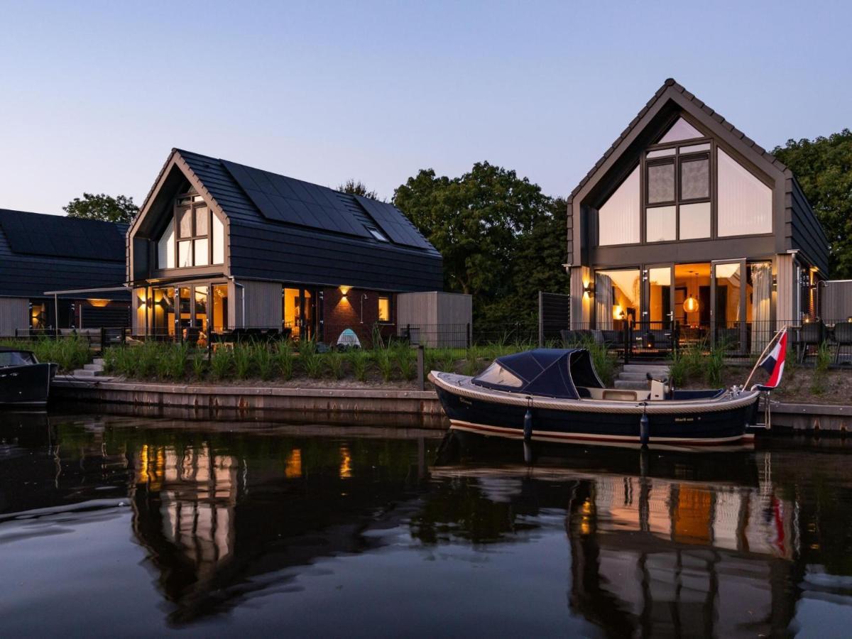 Luxurious Detached Water Villa With Jetty Balk Kültér fotó