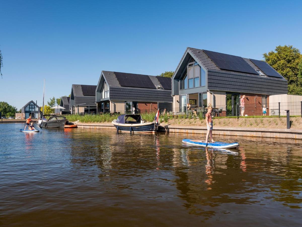 Luxurious Detached Water Villa With Jetty Balk Kültér fotó